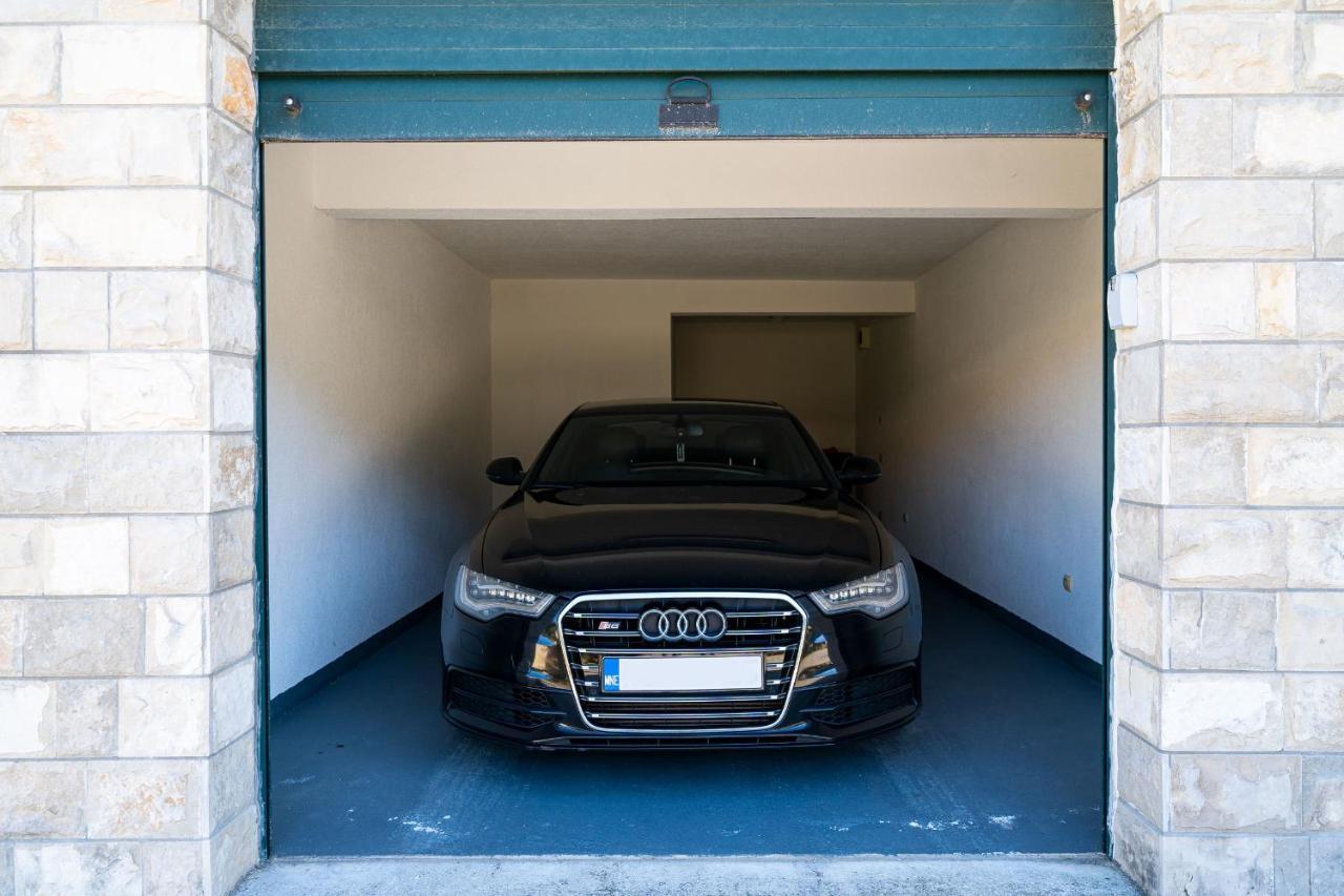 Boka View Luxury Suite - With Free Garage Parking Kotor Exterior photo